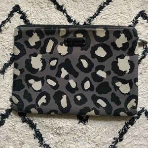 MARC JACOBS  Laptop Case Cheetah Print